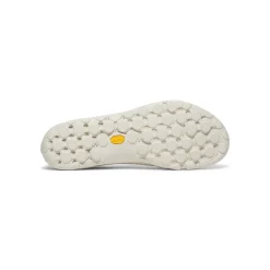 Tokyo Design Studio Minimus x New Balance MT10